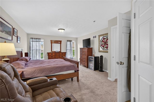 8316 Chesapeake Drive, North Ridgeville, OH 44039