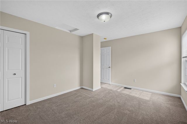 8316 Chesapeake Drive, North Ridgeville, OH 44039