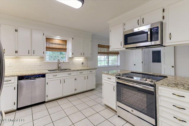 104 Hunter Court, Madison, MS 39110