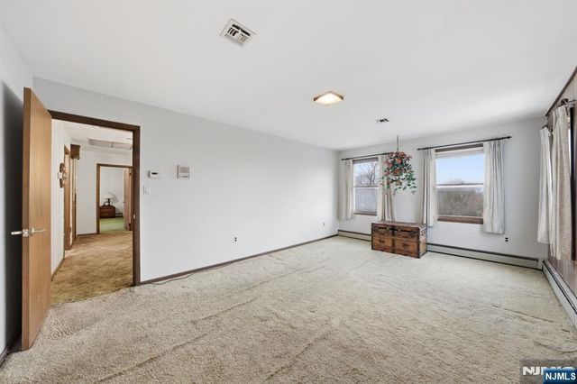 21 Landing Trail, Denville Township, NJ 07834