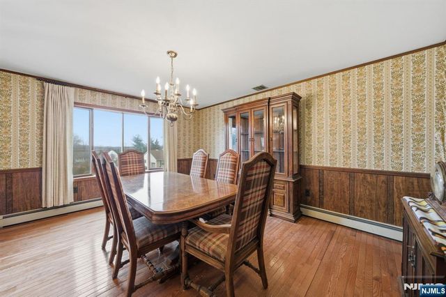 21 Landing Trail, Denville Township, NJ 07834