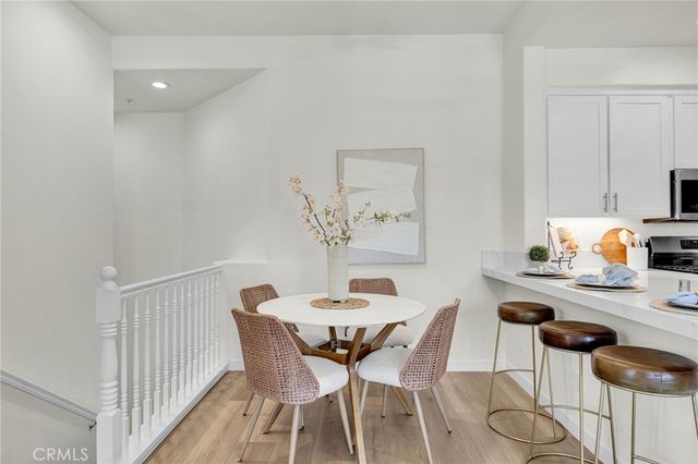 402 Bay Berry Pl, Encinitas, CA 92024