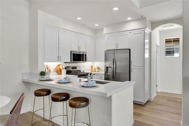 402 Bay Berry Pl, Encinitas, CA 92024