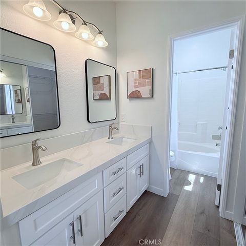 402 Bay Berry Pl, Encinitas, CA 92024