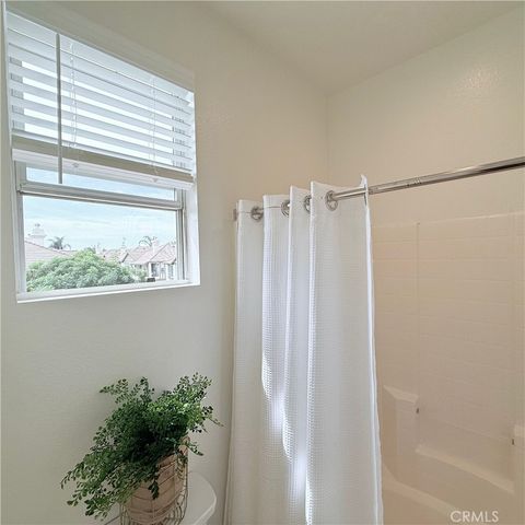 402 Bay Berry Pl, Encinitas, CA 92024