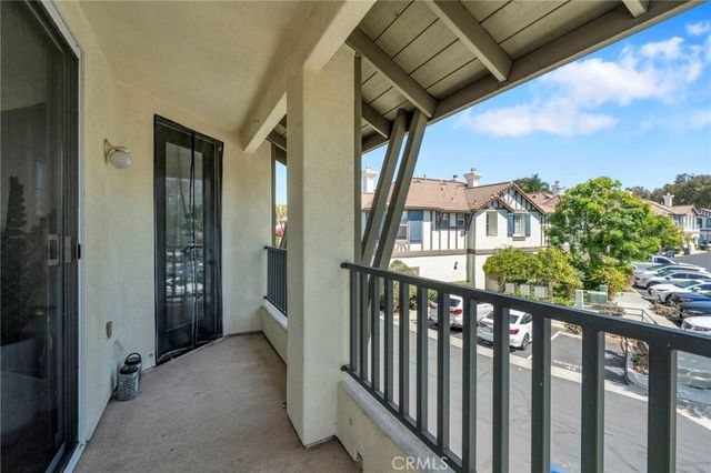 402 Bay Berry Pl, Encinitas, CA 92024