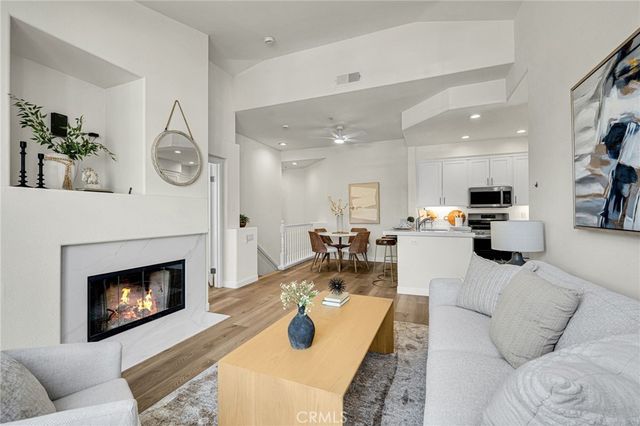 402 Bay Berry Pl, Encinitas, CA 92024