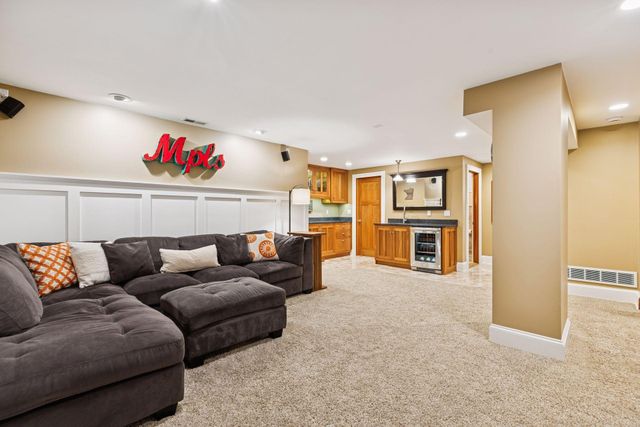 4825 Emerson Avenue S, Minneapolis, MN 55419