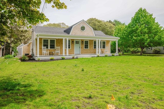 20 Pine St, Dennis, MA 02639