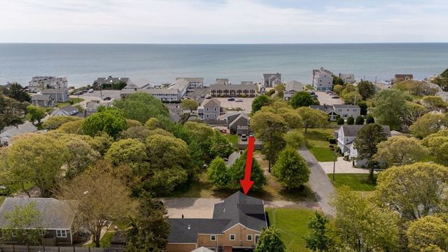 20 Pine St, Dennis, MA 02639