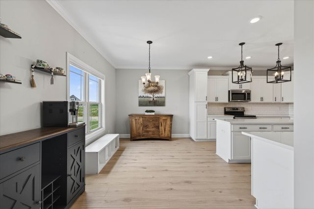 344 Oasis Ln, Clarksville, TN 37043