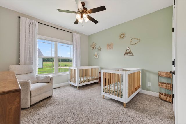 344 Oasis Ln, Clarksville, TN 37043