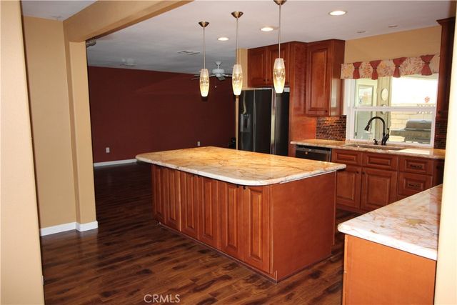 39105 Manzanita Drive, Palm Desert, CA 92260