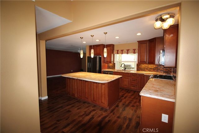 39105 Manzanita Drive, Palm Desert, CA 92260