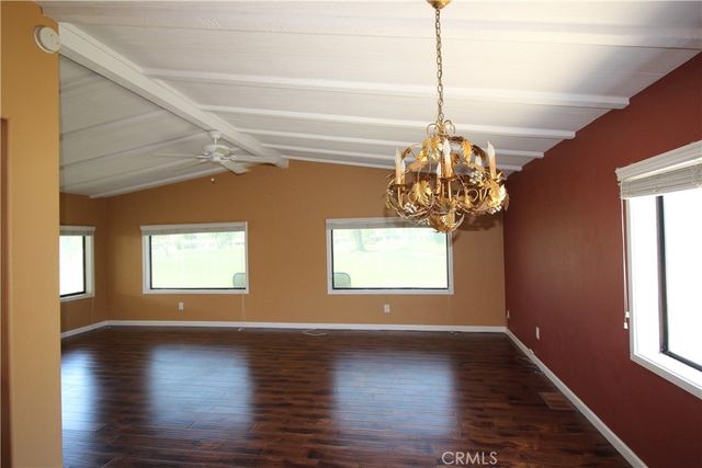 39105 Manzanita Drive, Palm Desert, CA 92260