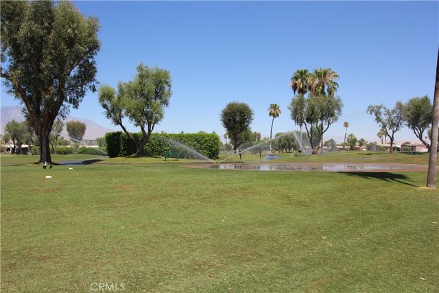 39105 Manzanita Drive, Palm Desert, CA 92260