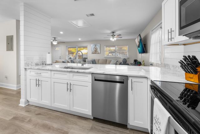 17 Mary Esther Drive, Mary Esther, FL 32569