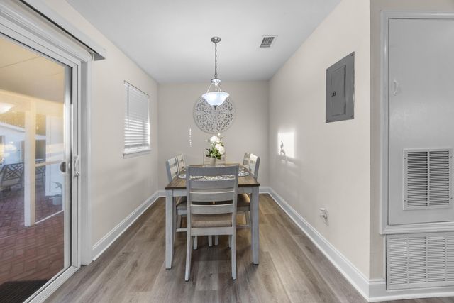 17 Mary Esther Drive, Mary Esther, FL 32569