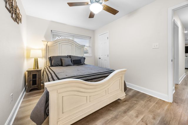 17 Mary Esther Drive, Mary Esther, FL 32569