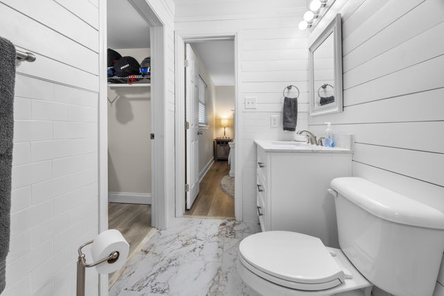 17 Mary Esther Drive, Mary Esther, FL 32569