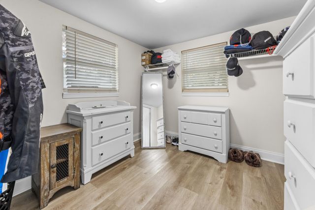 17 Mary Esther Drive, Mary Esther, FL 32569