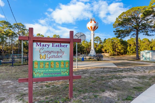 17 Mary Esther Drive, Mary Esther, FL 32569