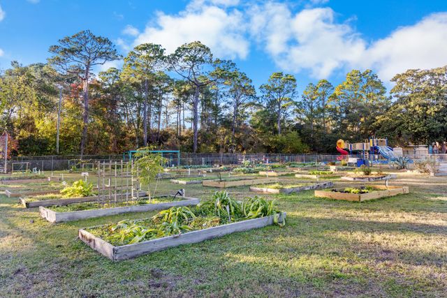 17 Mary Esther Drive, Mary Esther, FL 32569