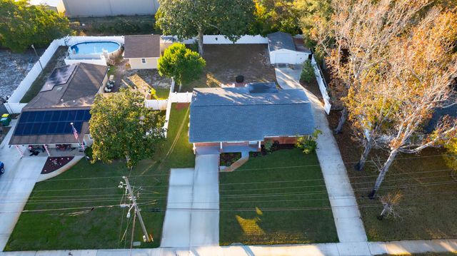 17 Mary Esther Drive, Mary Esther, FL 32569