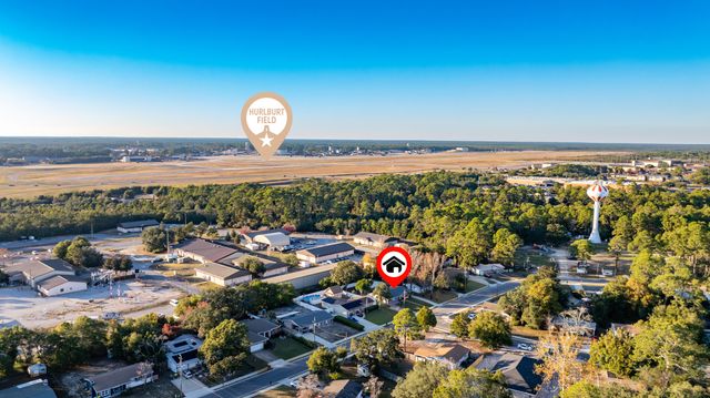 17 Mary Esther Drive, Mary Esther, FL 32569