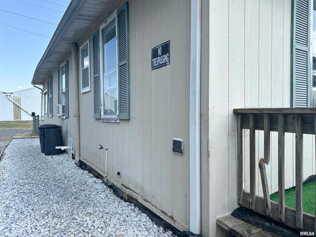 105 S 27TH Street, Herrin, IL 62948