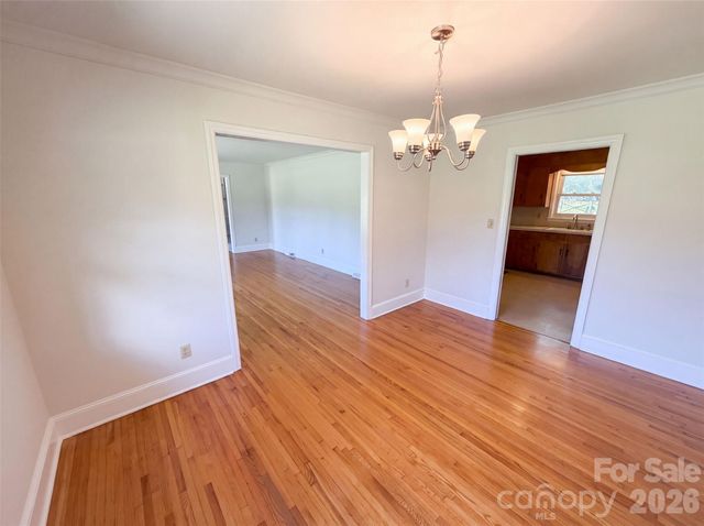 8901 Hood Road, Charlotte, NC 28215