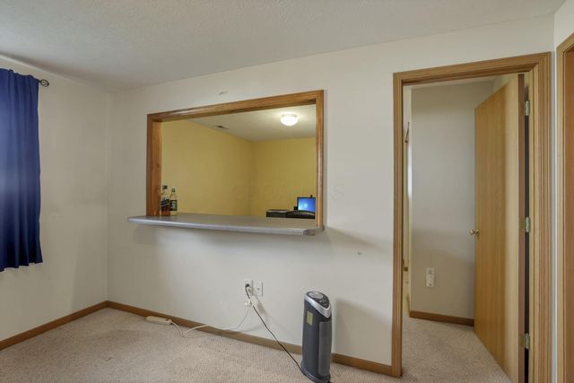 412 Hunters Court, Newark, OH 43055