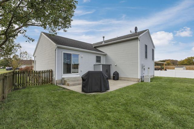 412 Hunters Court, Newark, OH 43055