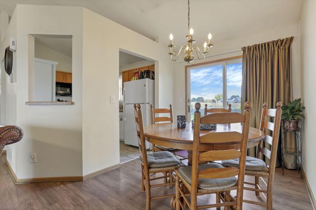 412 Hunters Court, Newark, OH 43055