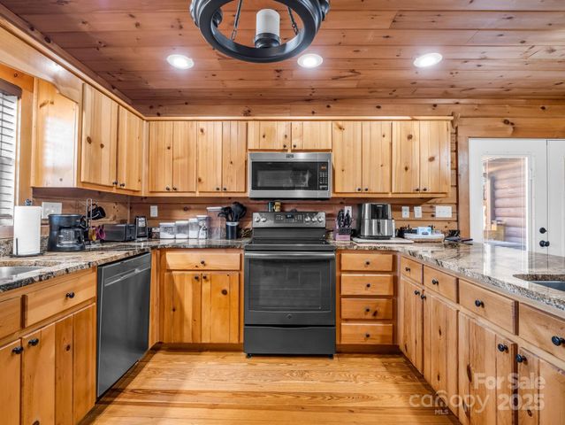 526 River Road, Rutherfordton, NC 28139