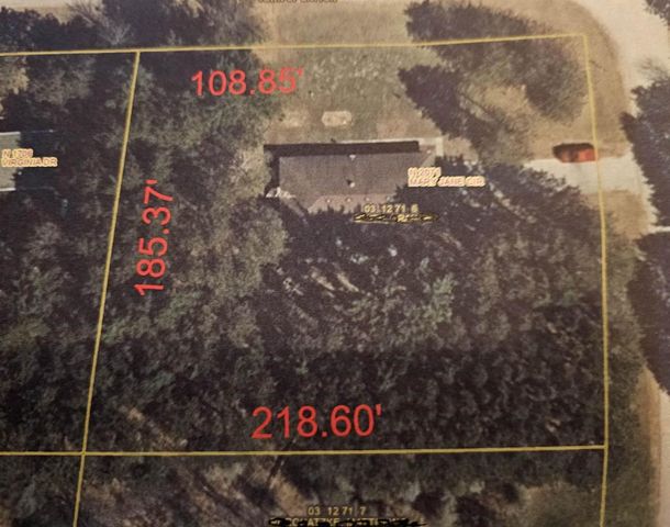 N2071 MARY JANE CIRCLE, Waupaca, WI 54981