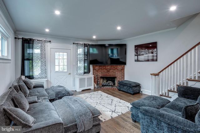 16 W PALMER AVE, Collingswood, NJ 08108