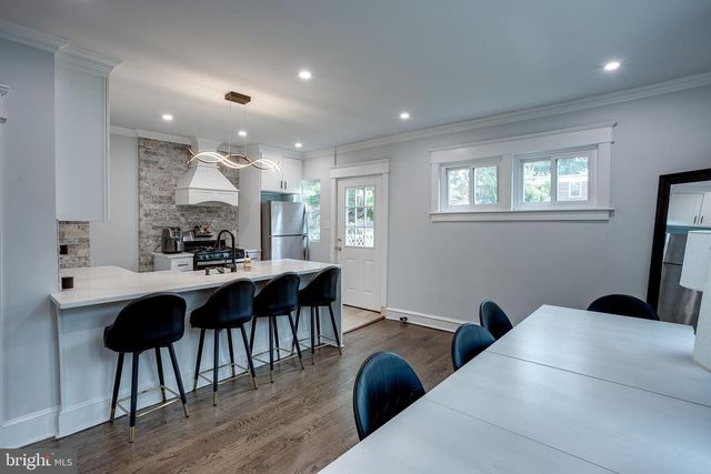 16 W PALMER AVE, Collingswood, NJ 08108