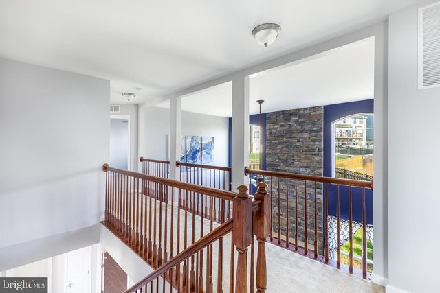 16104 MOUNTAIN EAGLE CT, Woodbridge, VA 22191