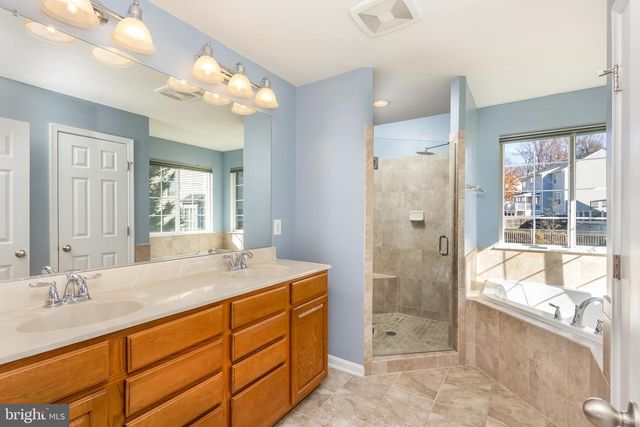 16104 MOUNTAIN EAGLE CT, Woodbridge, VA 22191