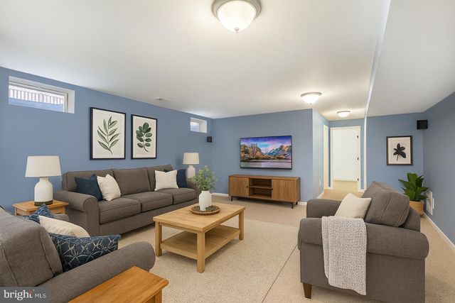 16104 MOUNTAIN EAGLE CT, Woodbridge, VA 22191