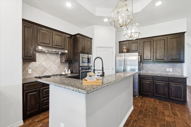 5560 Virginia Drive, Dish, TX 76247