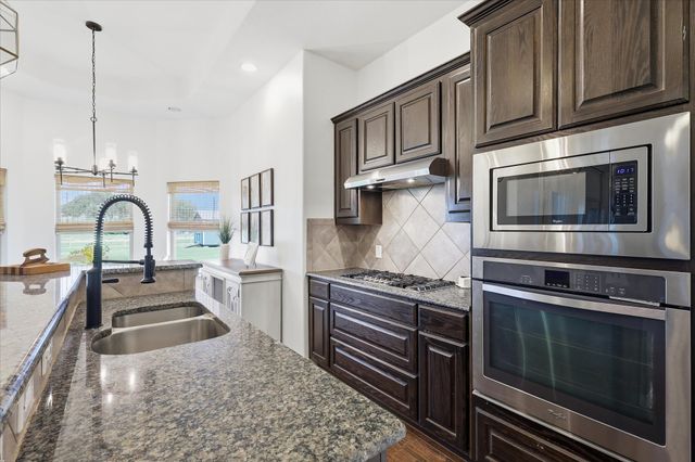 5560 Virginia Drive, Dish, TX 76247