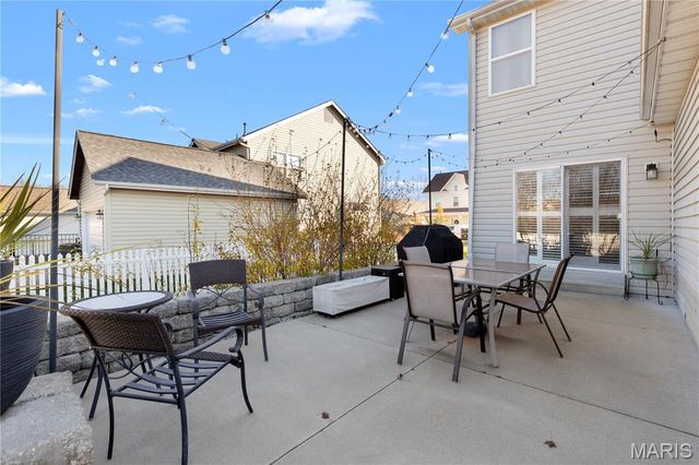 653 Covered Bridge Lane, O'fallon, MO 63368