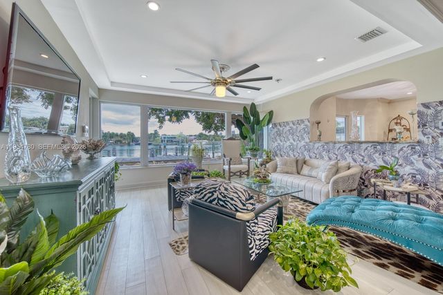 170 S Hibiscus Dr, Miami Beach, FL 33139