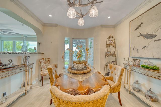 170 S Hibiscus Dr, Miami Beach, FL 33139