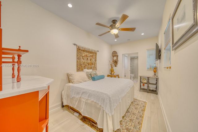 170 S Hibiscus Dr, Miami Beach, FL 33139