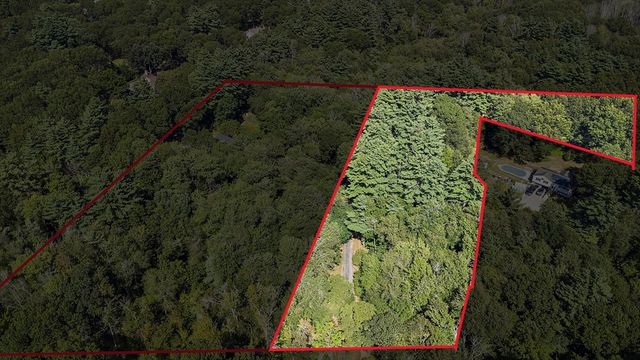 29 Pleasant, West Newbury, MA 01985