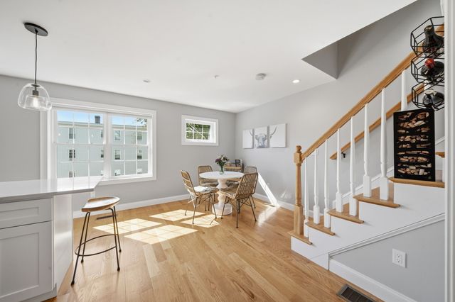 61 Valley St 2, Wakefield, MA 01880