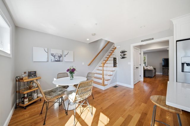61 Valley St 2, Wakefield, MA 01880